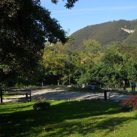 Cascina Valsorda Bed & Breakfast Concesio Luaran gambar